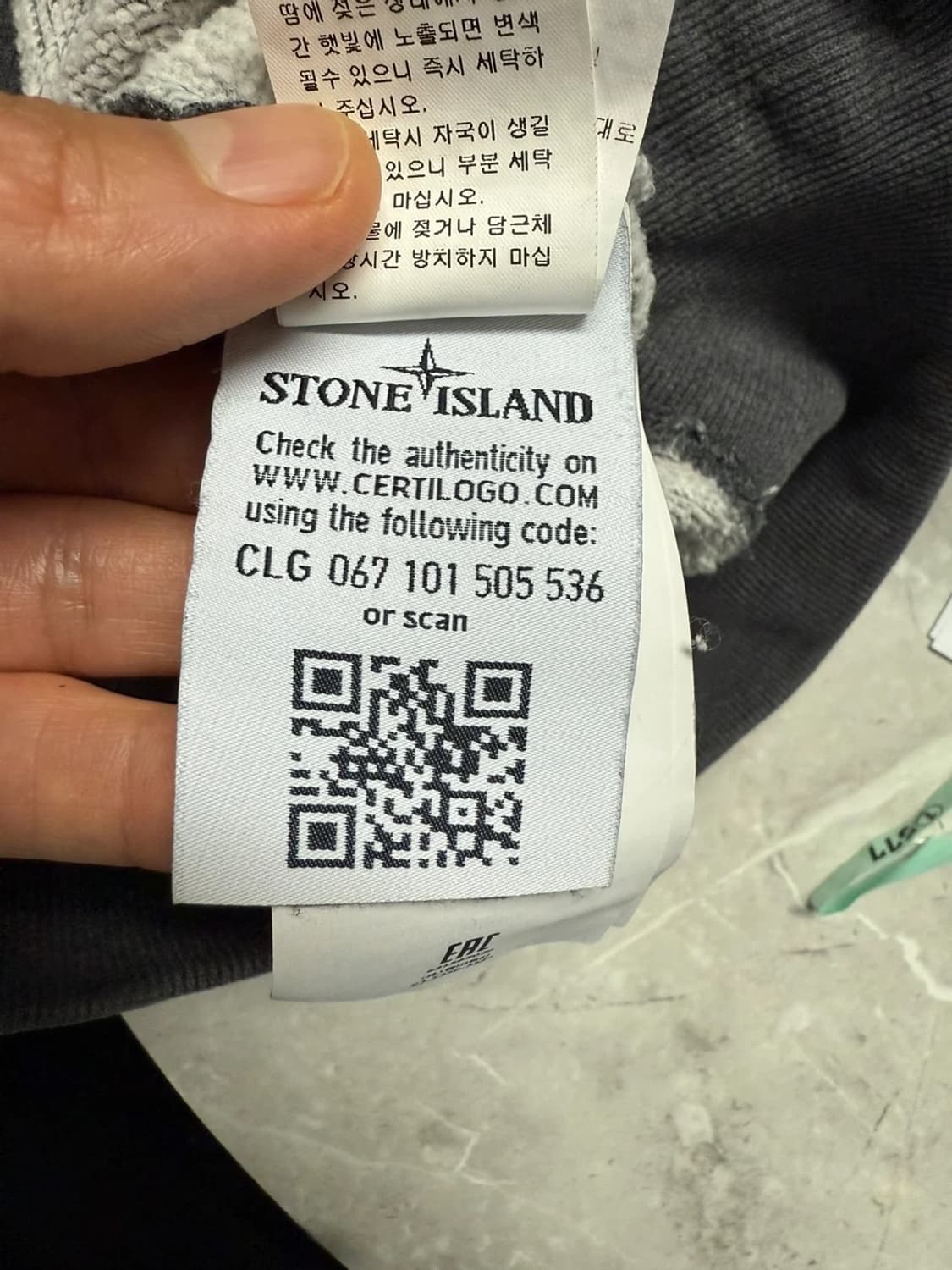 백화점판)  스톤아일랜드 맨투맨 100 사이즈  상태 9.0/10  사진 상품이미지5