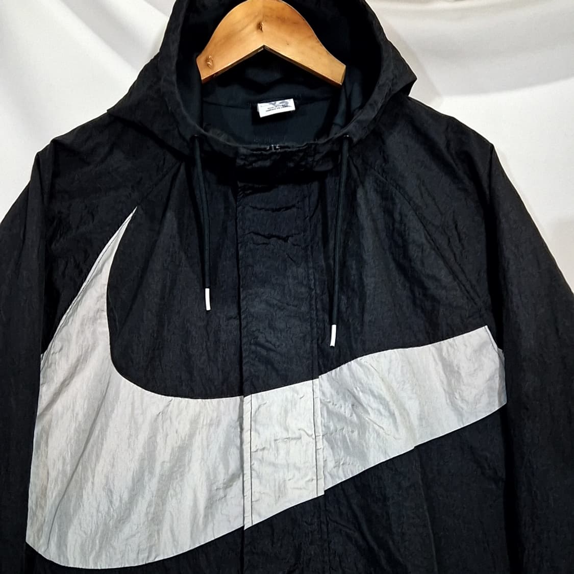 Nike 나이키 에센셜 빅 스우시 우븐자켓 상품이미지3