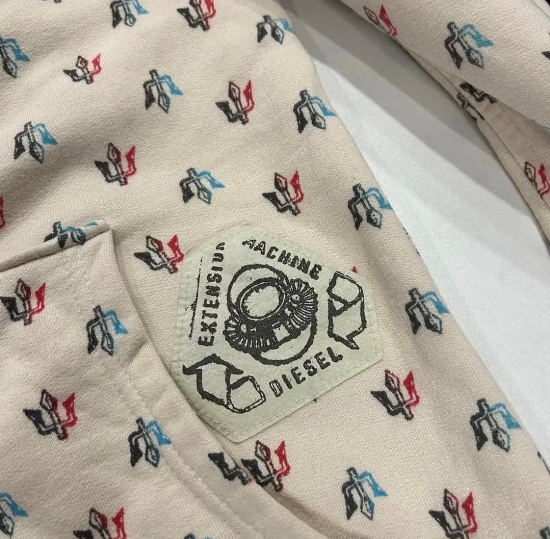 [M] 디젤 빈티지 패턴 스웻 후드 집업 아이보리 상품이미지6