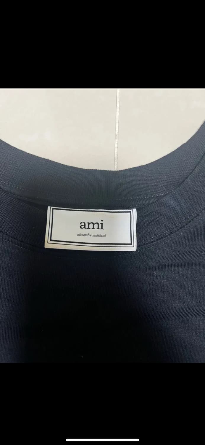 AMI 체인하트 로고 블랙 티셔츠 상품이미지2