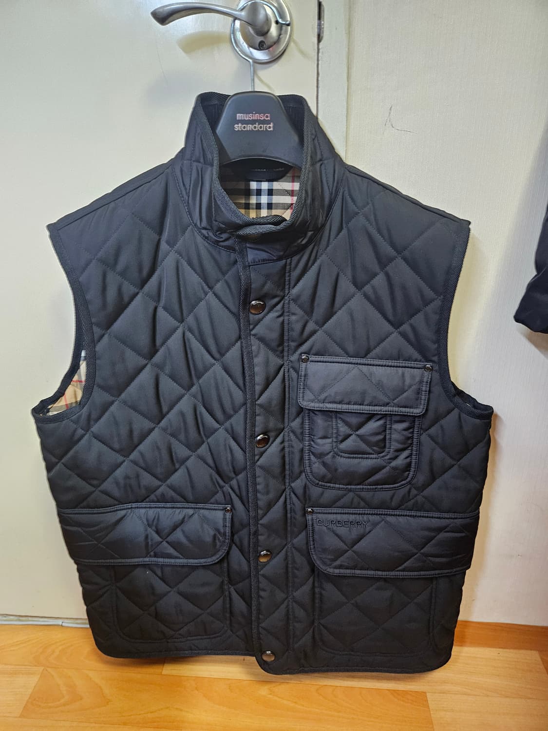 105 XL) 버버리 burberry 다이아몬드 퀼팅 베스트 상품이미지1