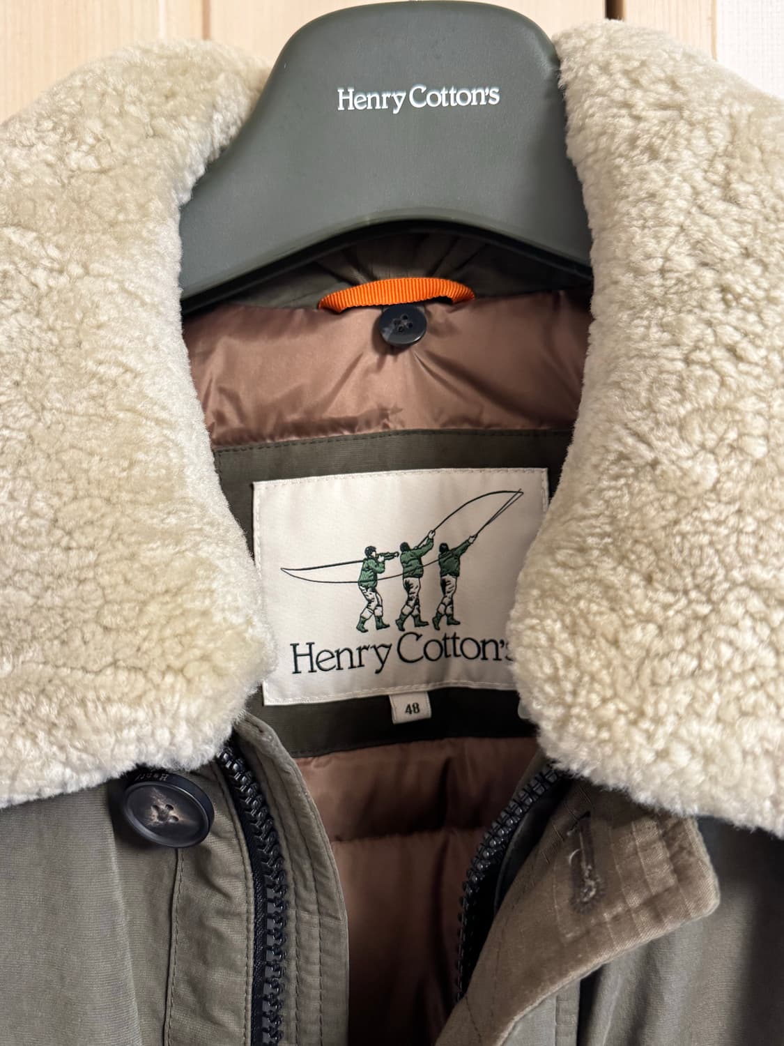 헨리코튼 스핏파이어 구스다운 패딩점퍼 (카키/100) 민트급 급처!! 상품이미지2