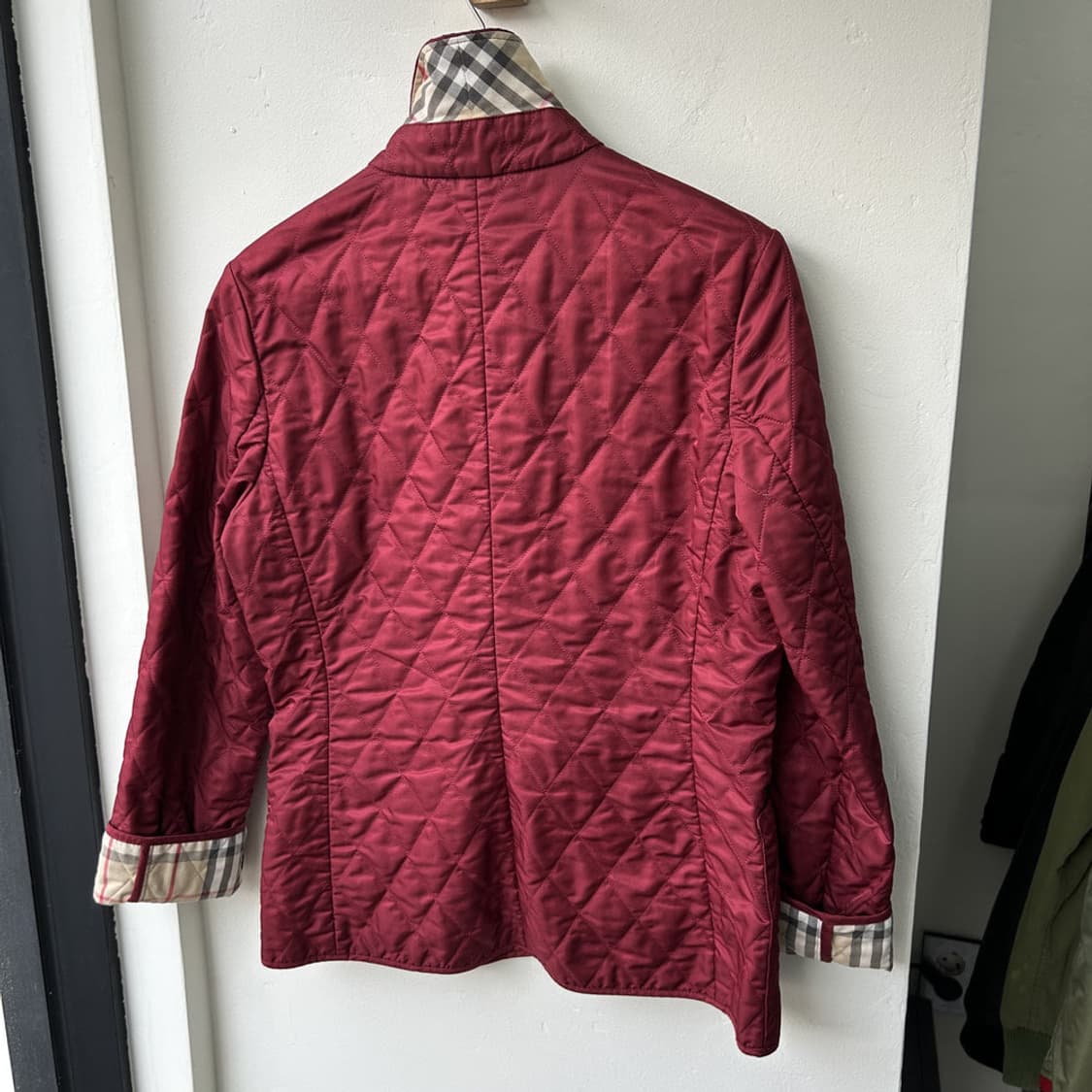 16423 - 버버리 버건디 퀄팅 자켓 상품이미지8