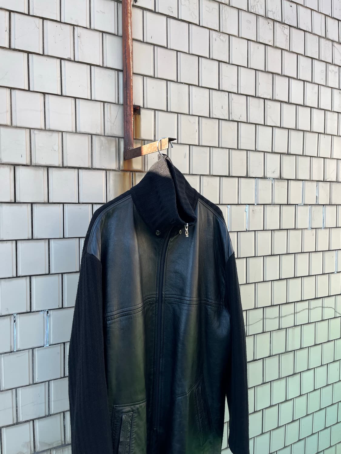 Antrope 양가죽 니트 도킹 코트 상품이미지4