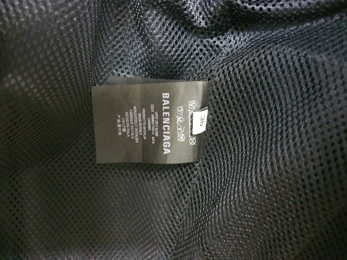 발렌시아가 빅로고 데님트랙 자켓  상품이미지6