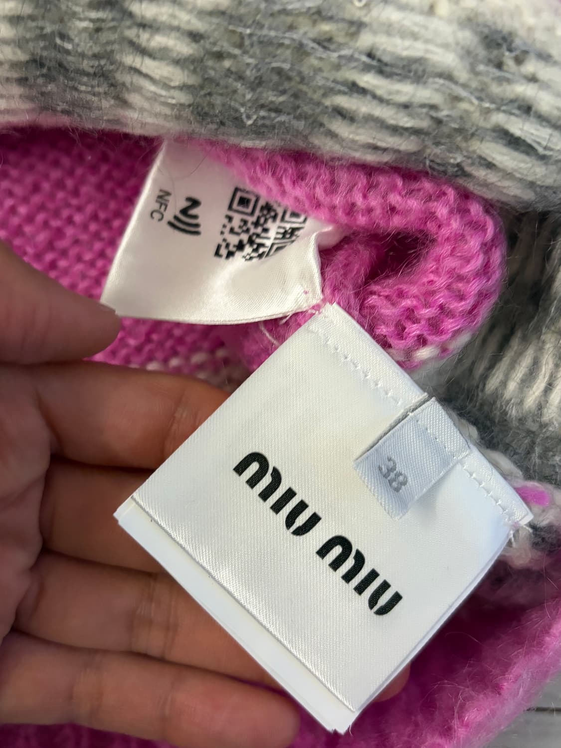 miumiu 모헤어 크롭 니트 상품이미지4