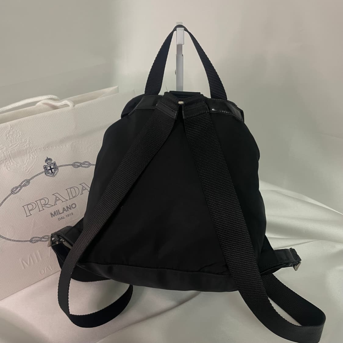 프라다 블랙 포코노 리나일론 백팩 상품이미지9