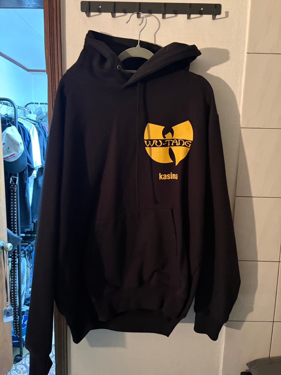 카시나x우탱 후드티 상품이미지1