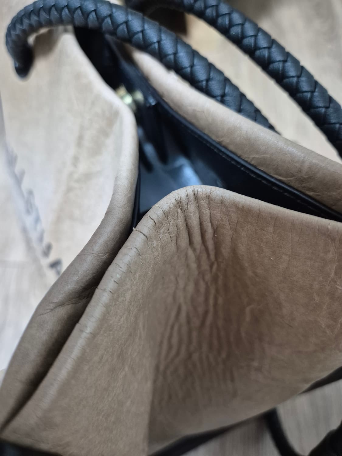 질스튜어트 가방 비건레더 페이퍼백 숄더백 상품이미지9