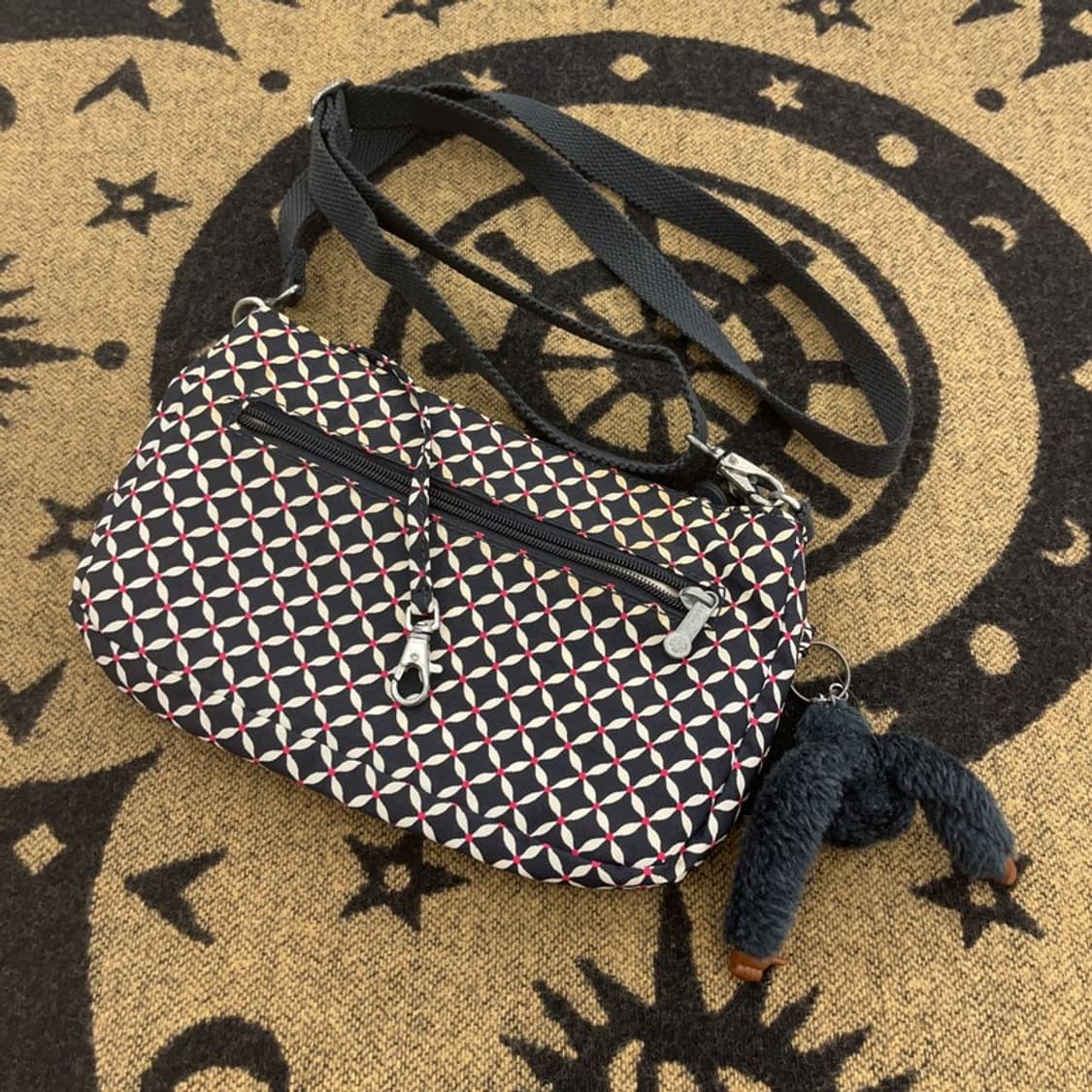키플링 빈티지 히피 다이아 패턴 크로스백 C08634 상품이미지4