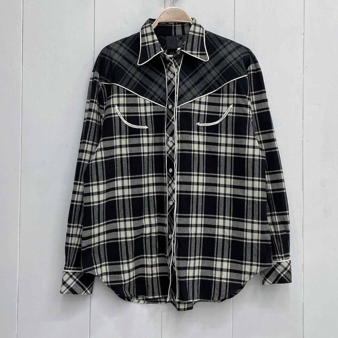 스타일난다 라인 디테일 체크 웨스턴 셔츠 상품이미지2