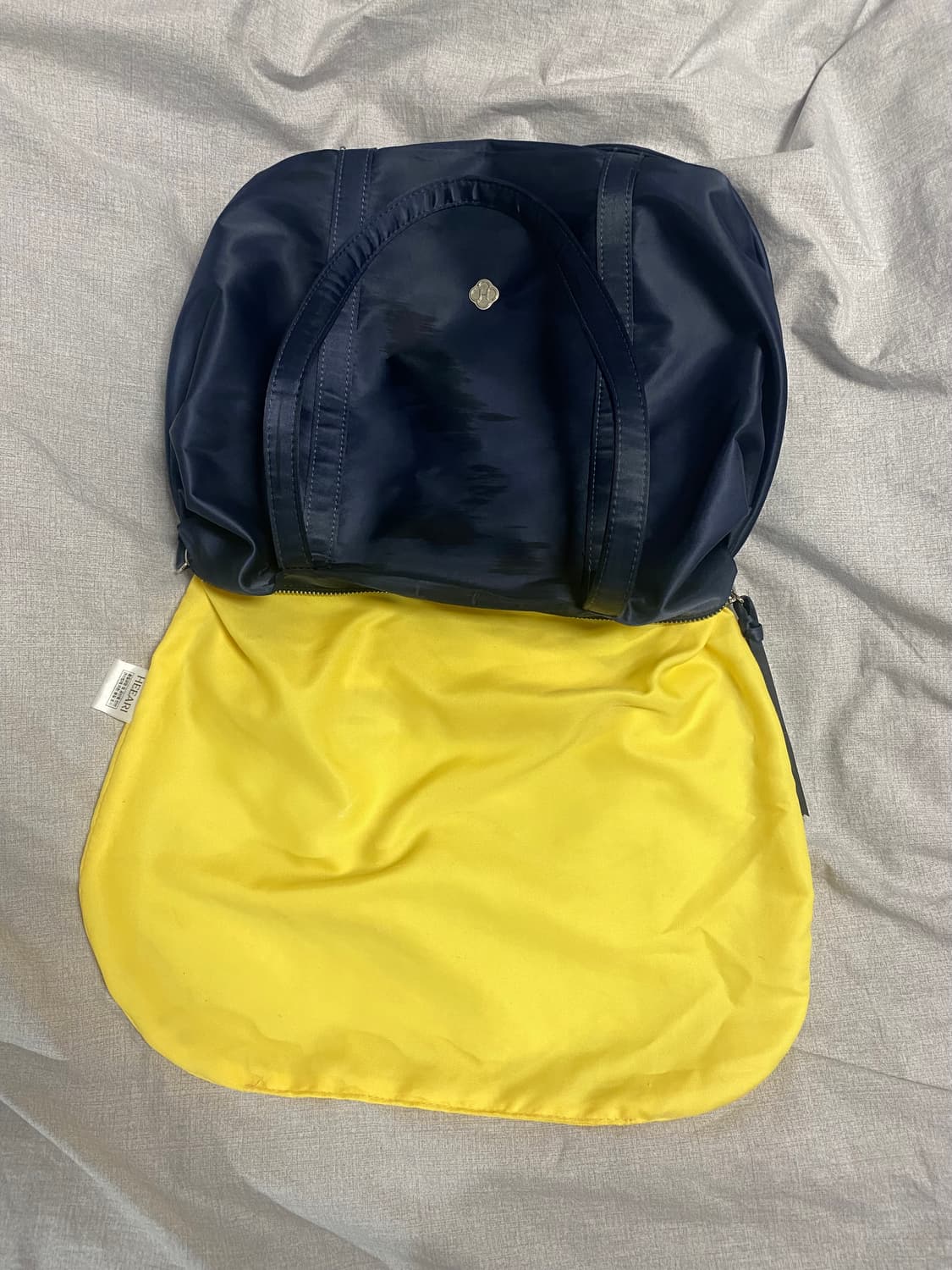 히어리 오로라 셔링 더플백 네이비 상품이미지10