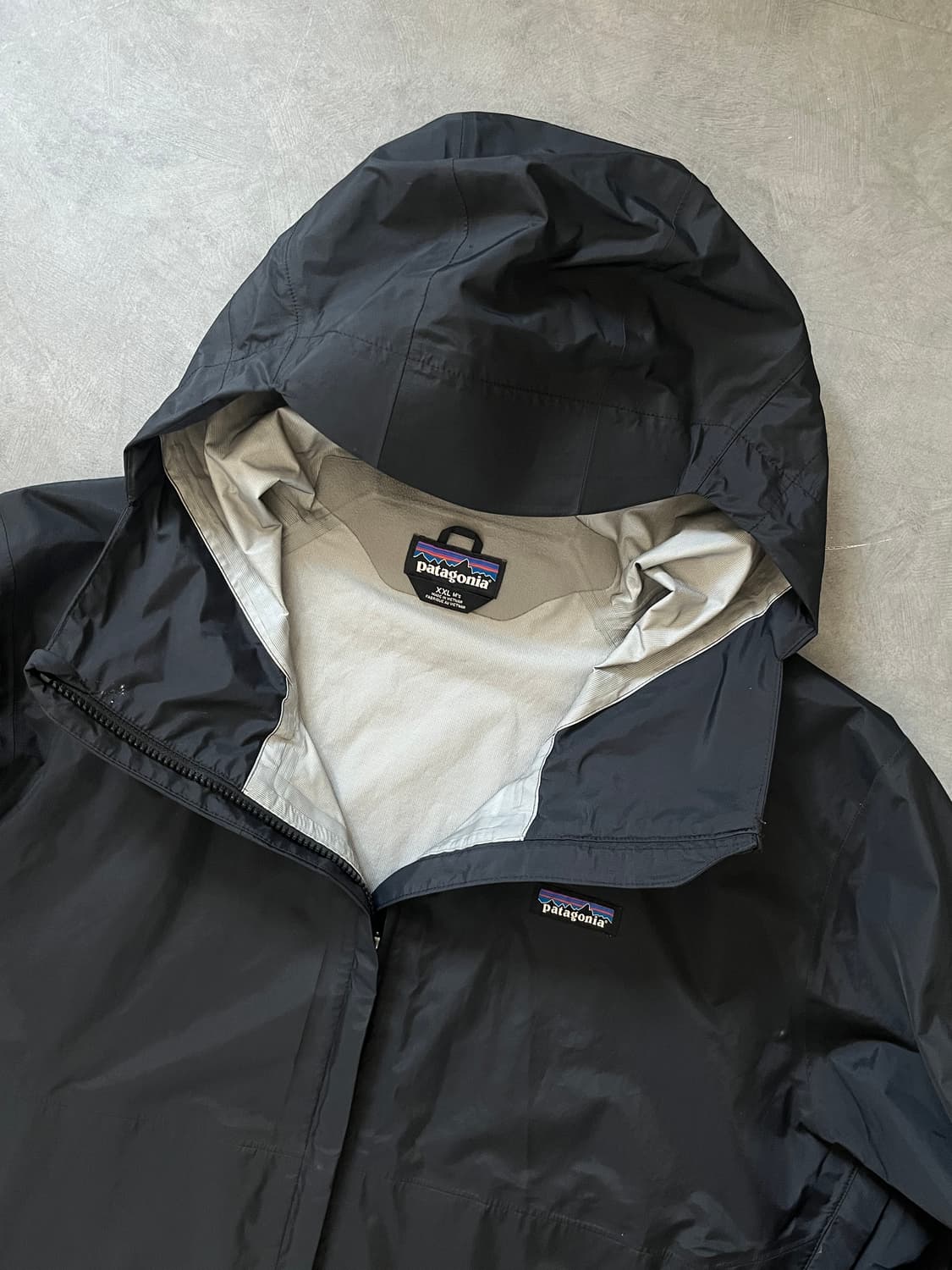 Patagonia 파타고니아 블랙 토렌쉘 3L 자켓 상품이미지3