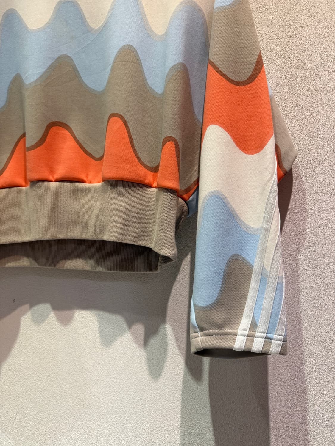 Adidas x Marimekko Graphic Sweatshirt 상품이미지4