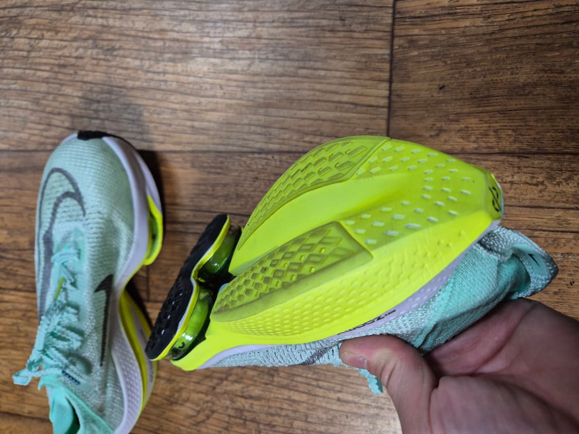 나이키 알파플라이 네스트2 상품이미지3