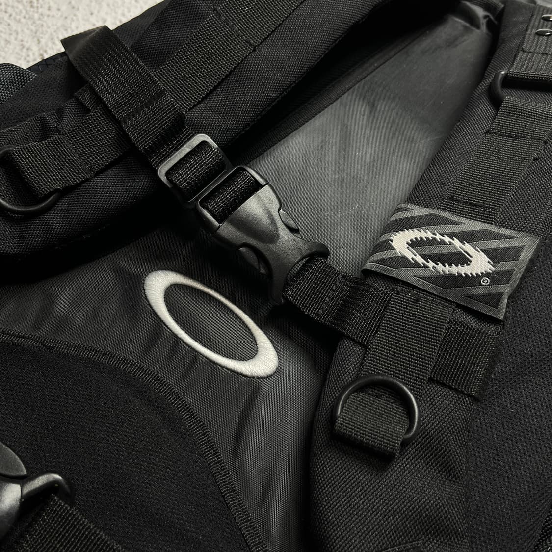 Vintage 90s Oakley Icon Backpack 2.0 상품이미지6