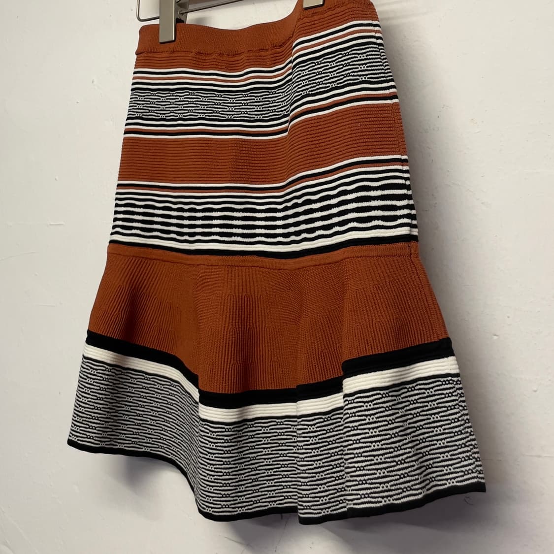 산드로 (우먼) 배색 패턴 니트 스커트    상품이미지2