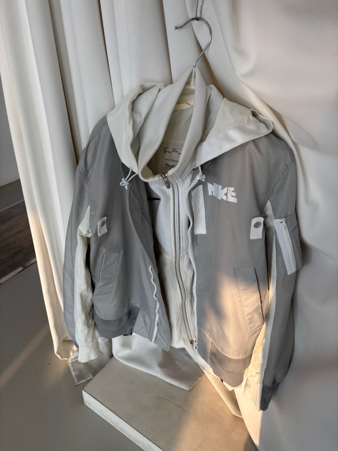 Sacai X Nike Layered Nylon Jacket 상품이미지1