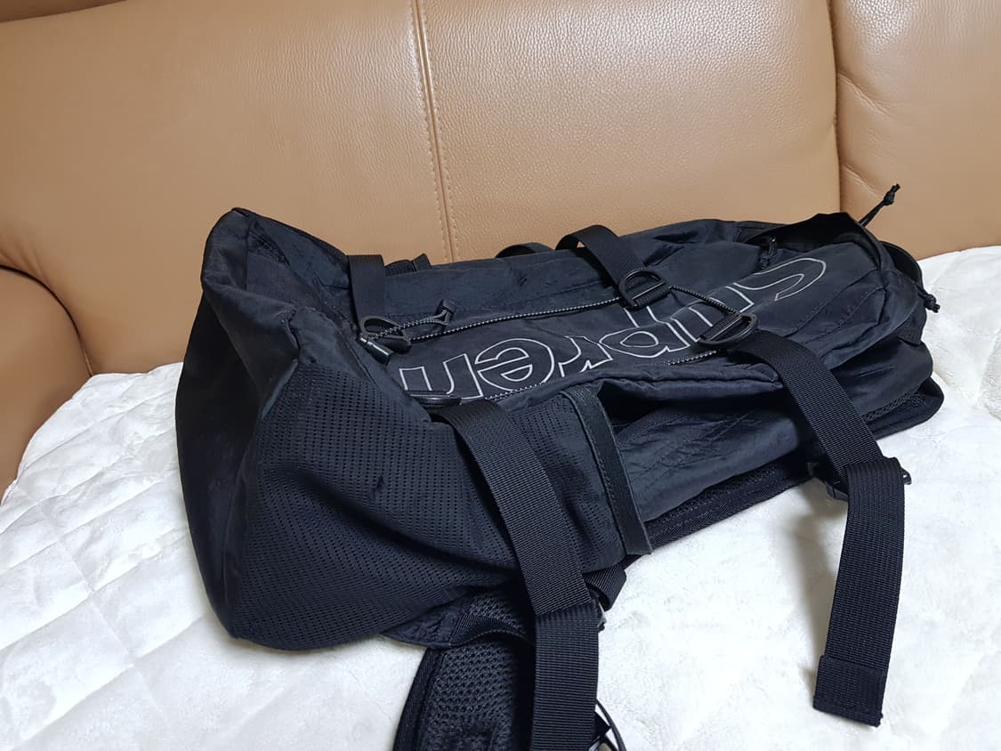 슈프림 백팩 블랙 18FW 상품이미지5