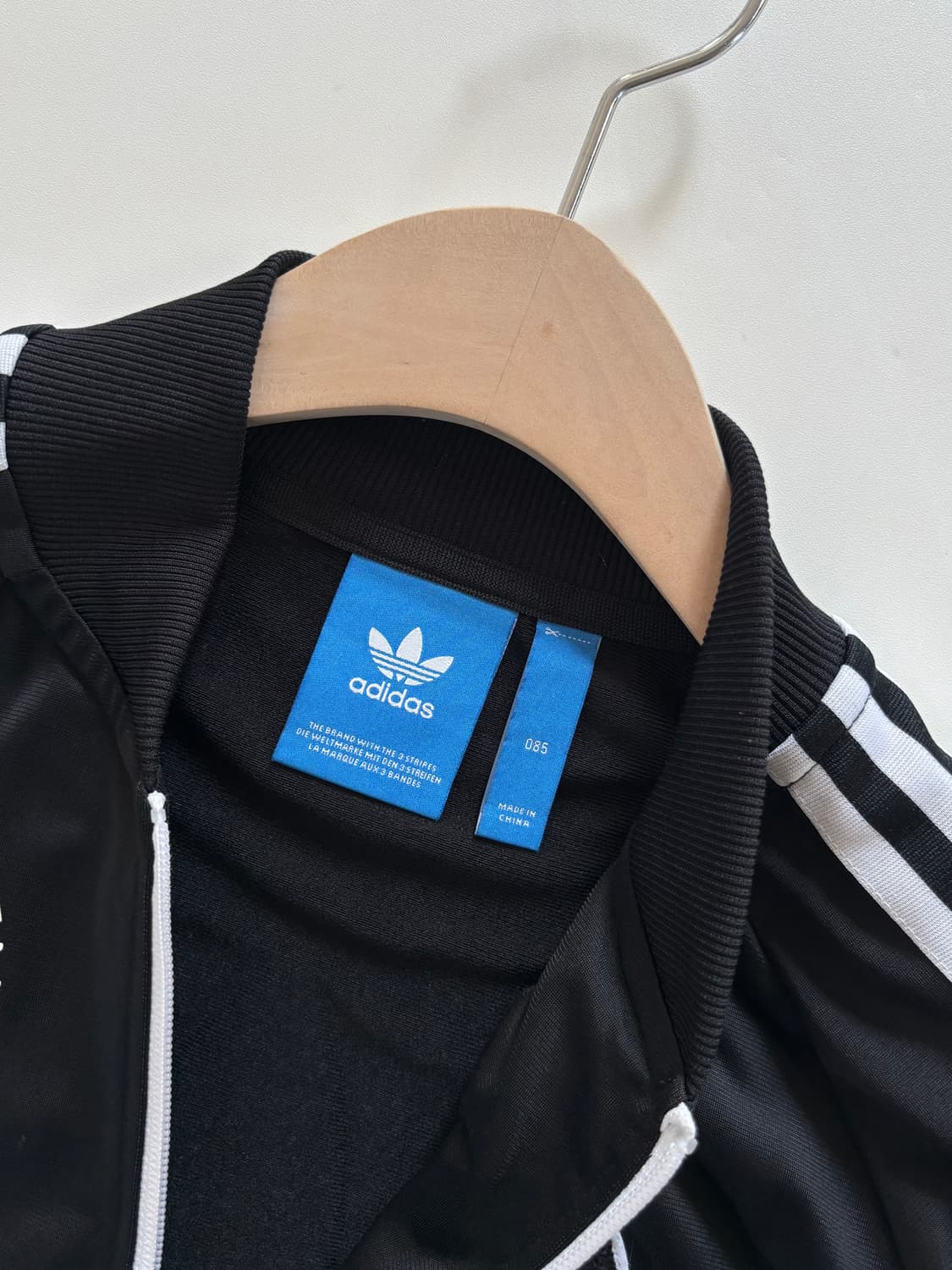 Adidas 아디다스 헤리티지로고 블랙컬러 트랙탑 상품이미지6
