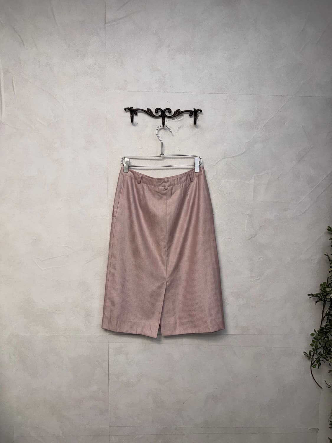 Mute pink zipper detail midi skirt 상품이미지3