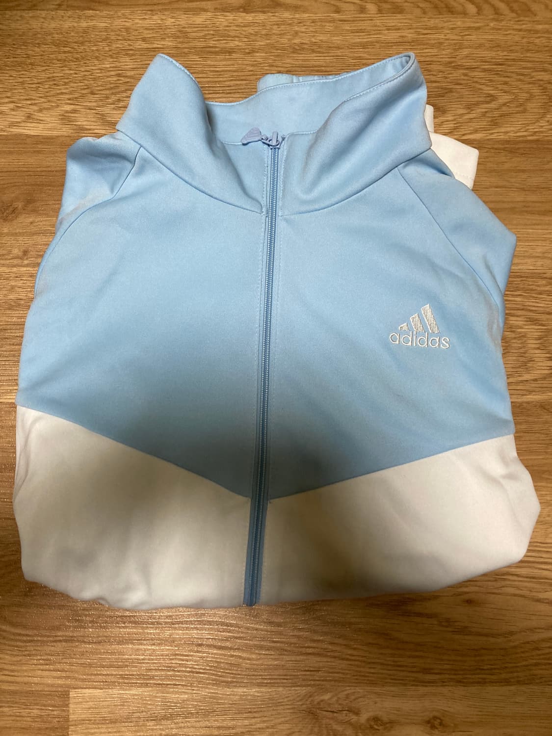 🔴희귀매물🔴 아디다스 하늘색 져지  상품이미지2