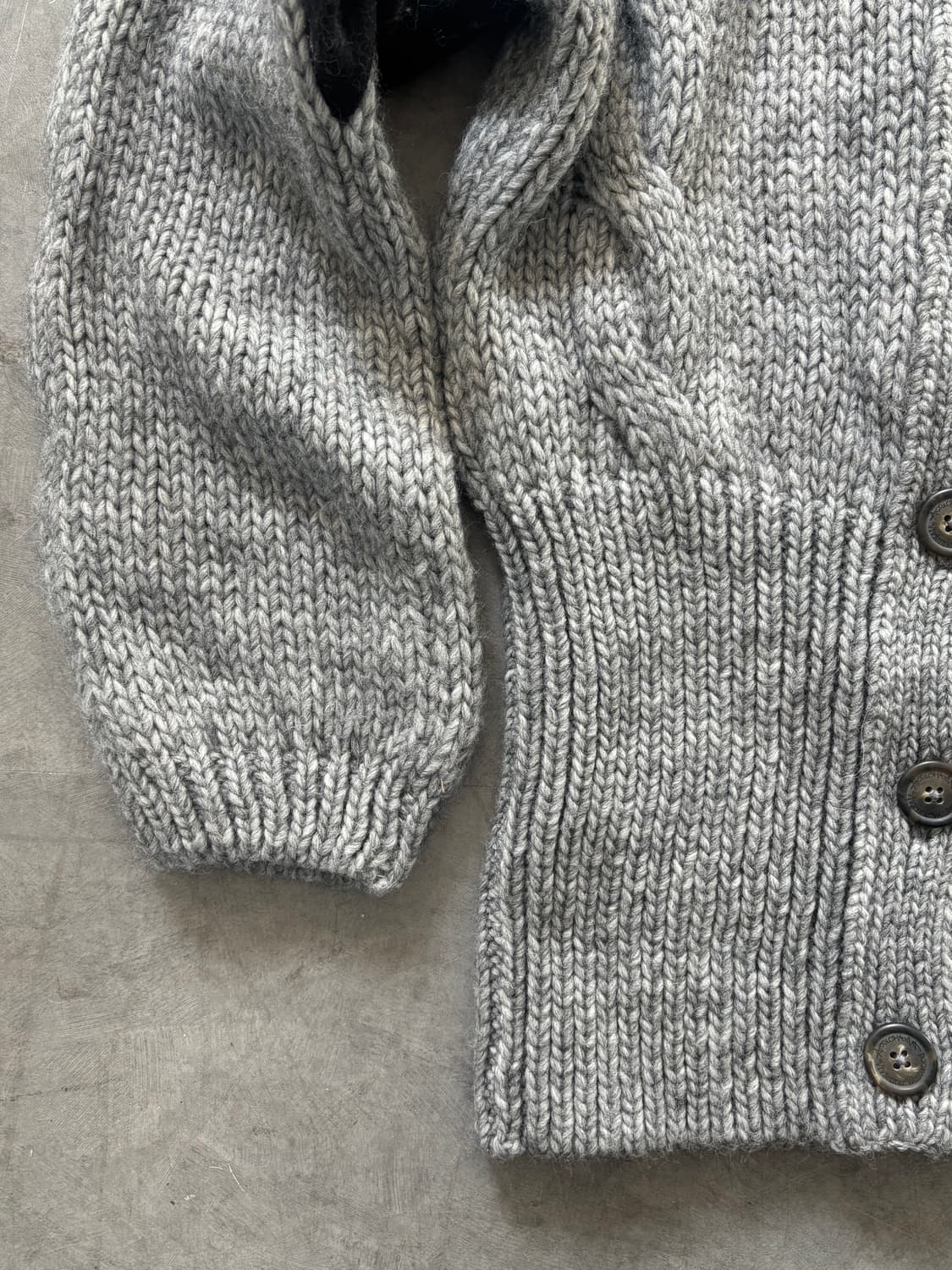 Vivienne Westwood 비비안웨스트우드 케이블 언발 후드 가디건 상품이미지7