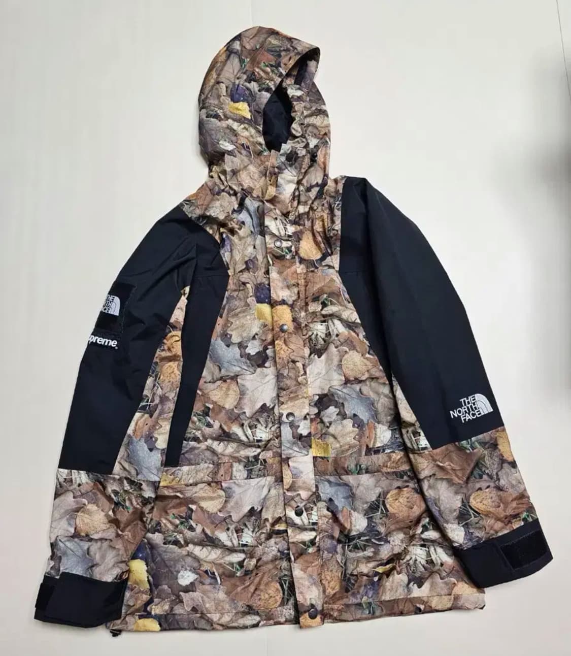 16fw 슈프림 x 노스페이스 낙엽자켓 상품이미지1