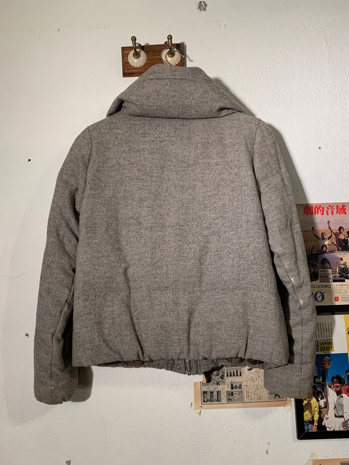 빔즈하트 하이 숄카라 패딩 그레이 상품이미지3