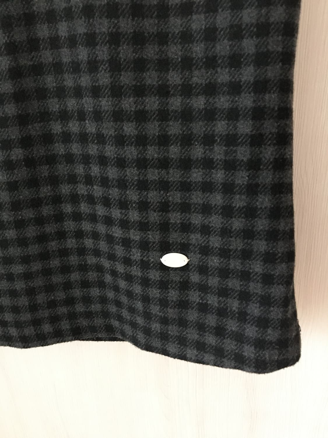 온스카 TULIP COLLAR PUFF BLOUSE (CHECK BLAC 상품이미지4