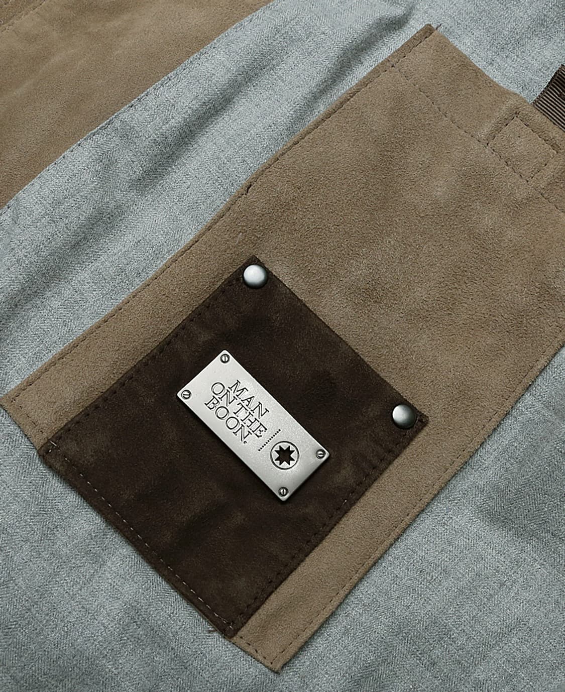 맨온더분 [Man On The Boon] 염소 스웨이드 구스 패딩 베스트 상품이미지7