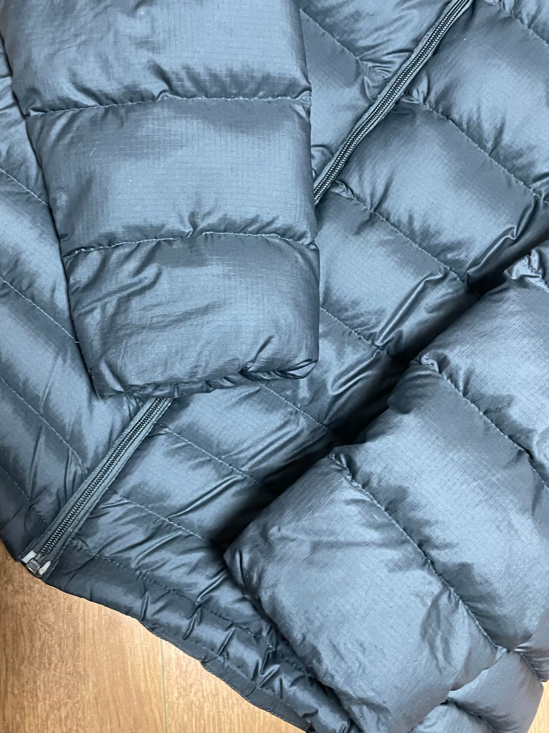 파타고니아 후디 패딩 xs 남녀공용 상품이미지3