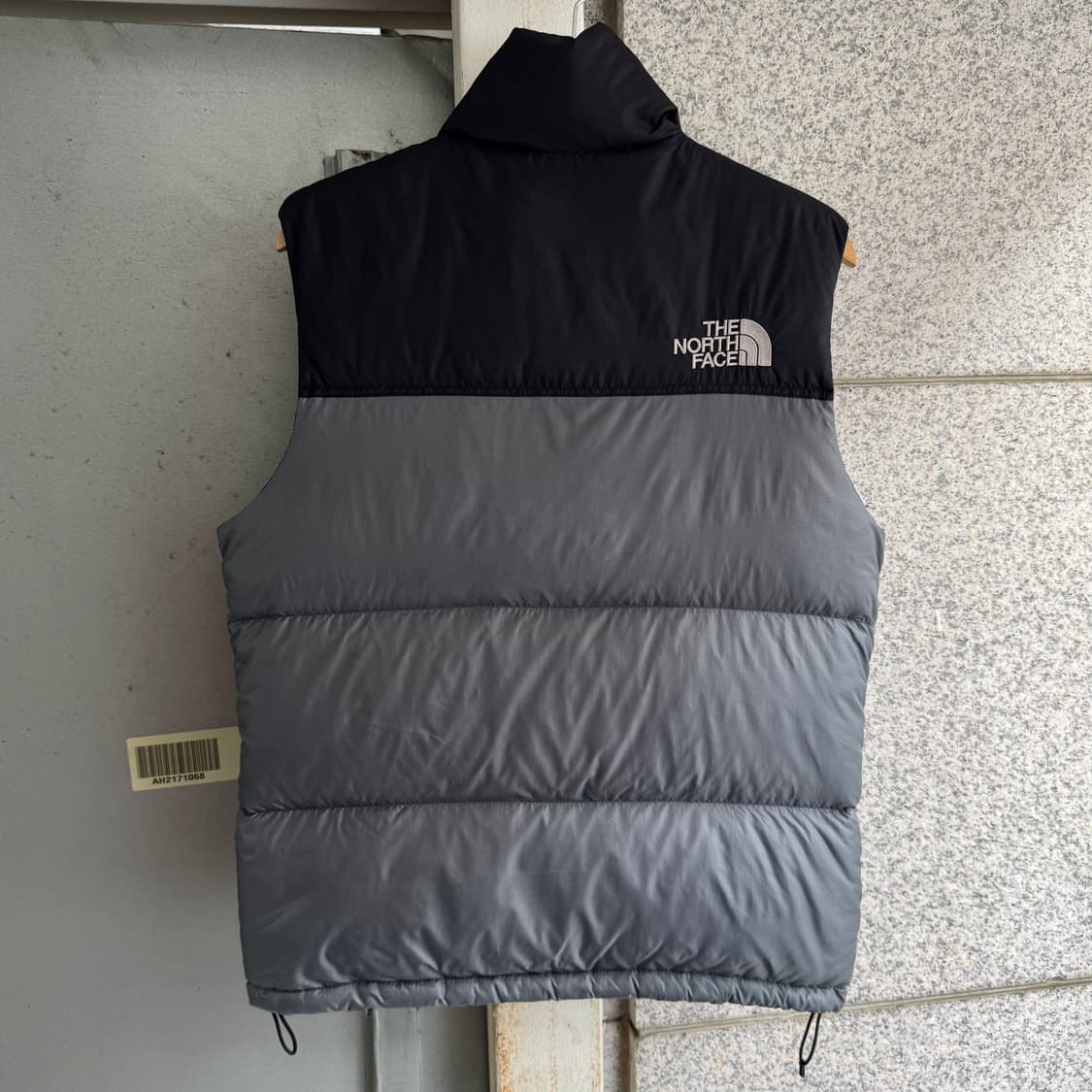 노스페이스 눕시 700 패딩 조끼 상품이미지3
