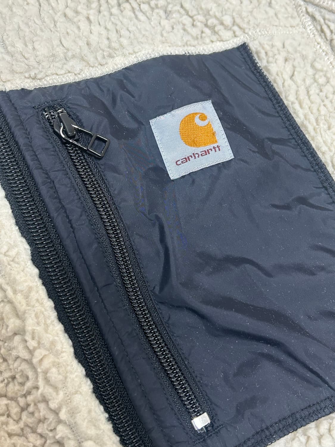 칼하트 wip 아이보리 플리스 집업 자켓 상품이미지4