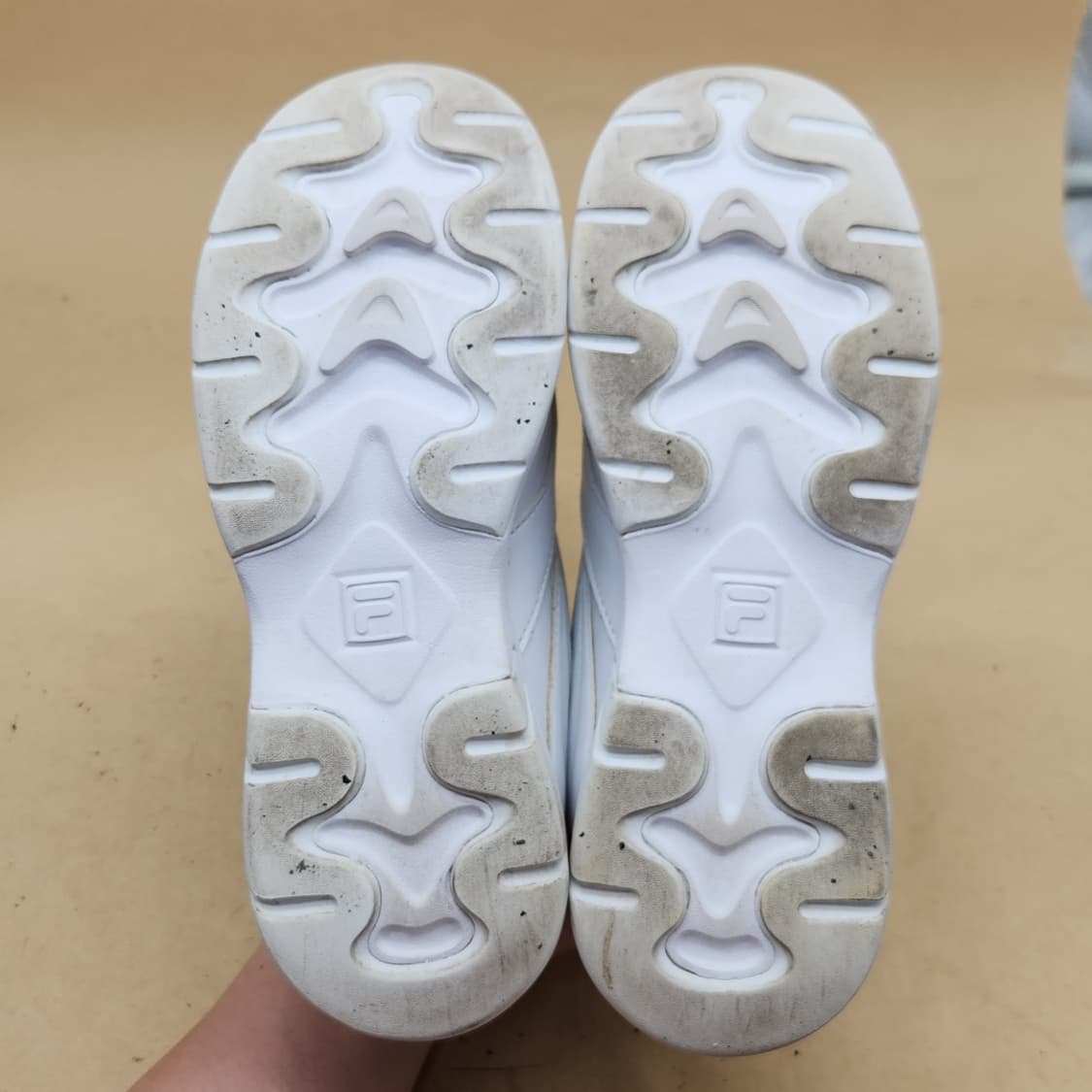 휠라 레이 여성운동화235 상품이미지3