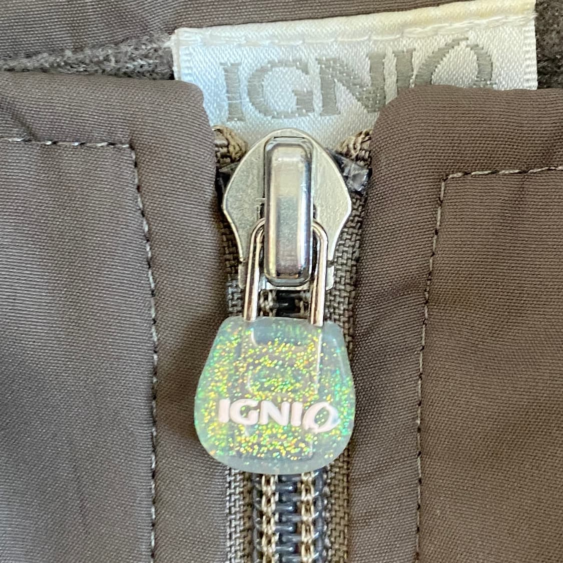 [IGNIO] 고프코어 무드 파이핑 트랙 자켓 상품이미지4