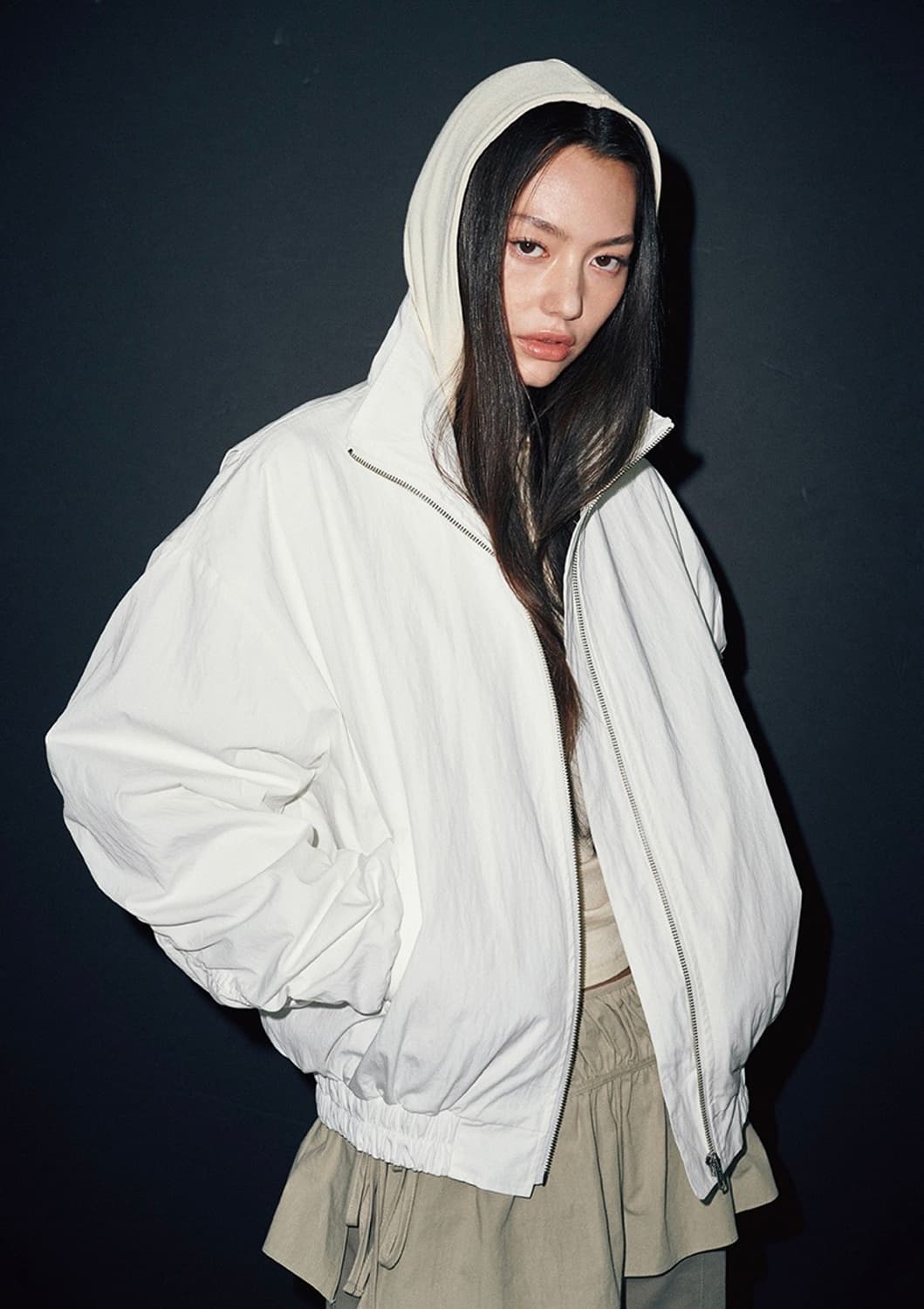 슬로우가먼츠 하이넥 지퍼 포켓 봄버자켓 ma-1 화이트 상품이미지9