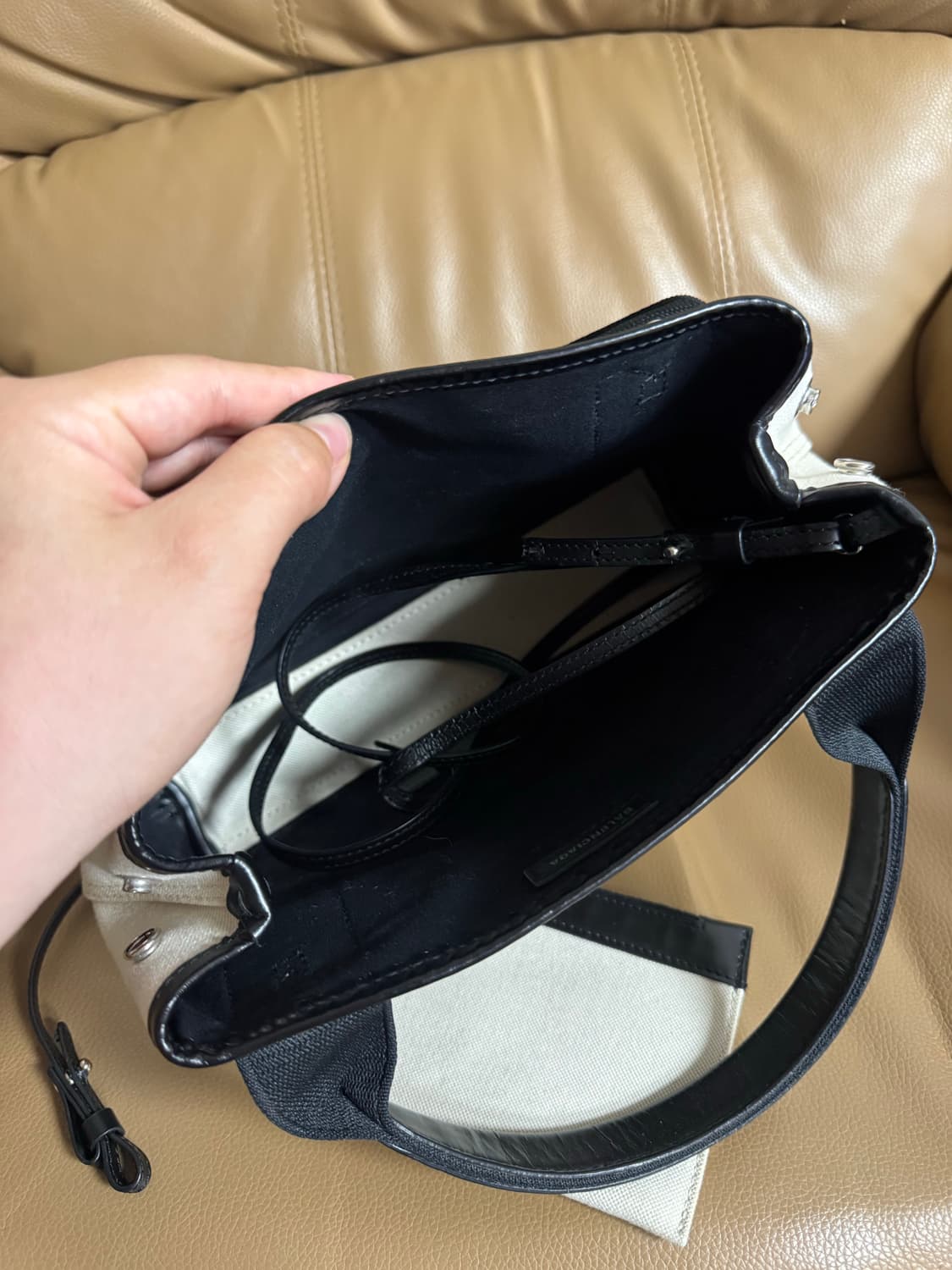 발렌시아가 카바스 도트백 XS 상품이미지4