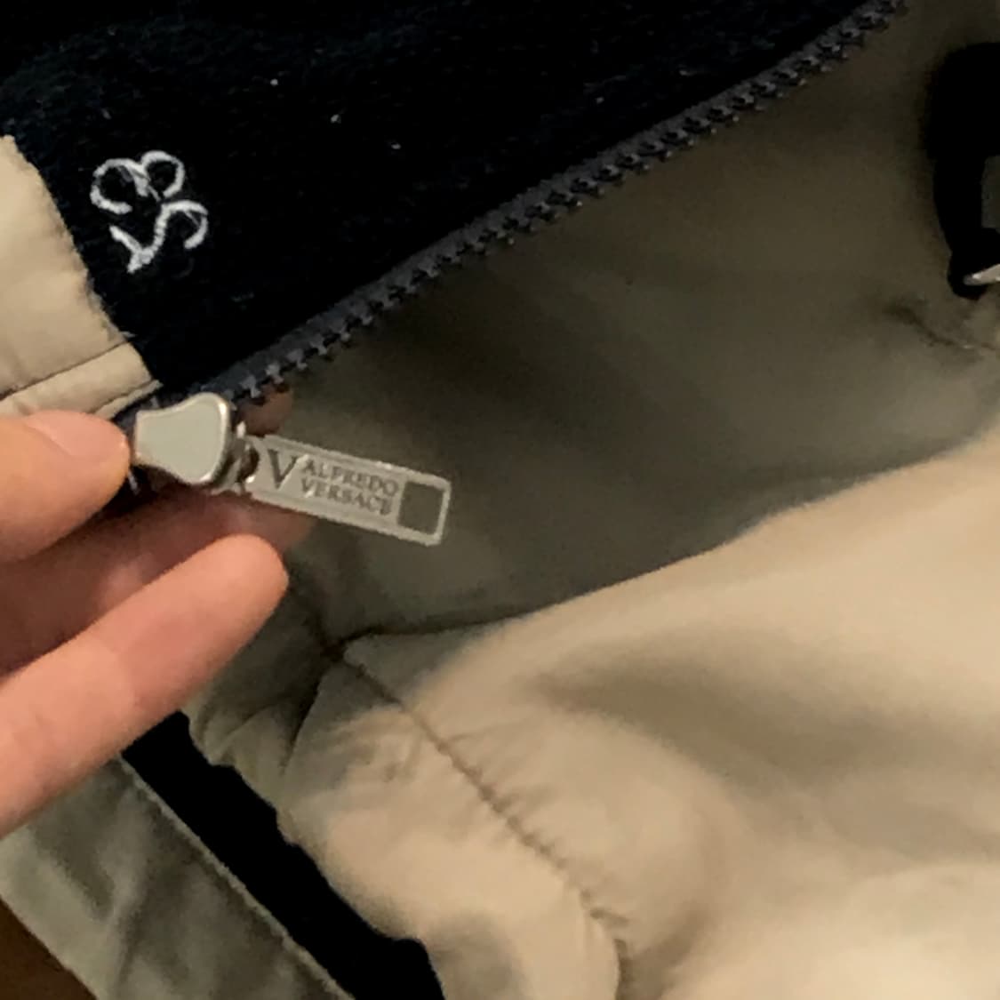 알프레도 베르사체 베이지 후디 점퍼 남성 110 사이즈  상품이미지8