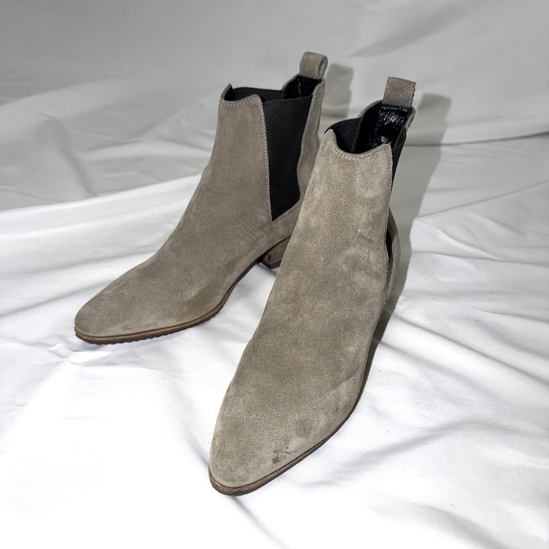 생로랑 스웨이드 첼시 부츠 상품이미지1