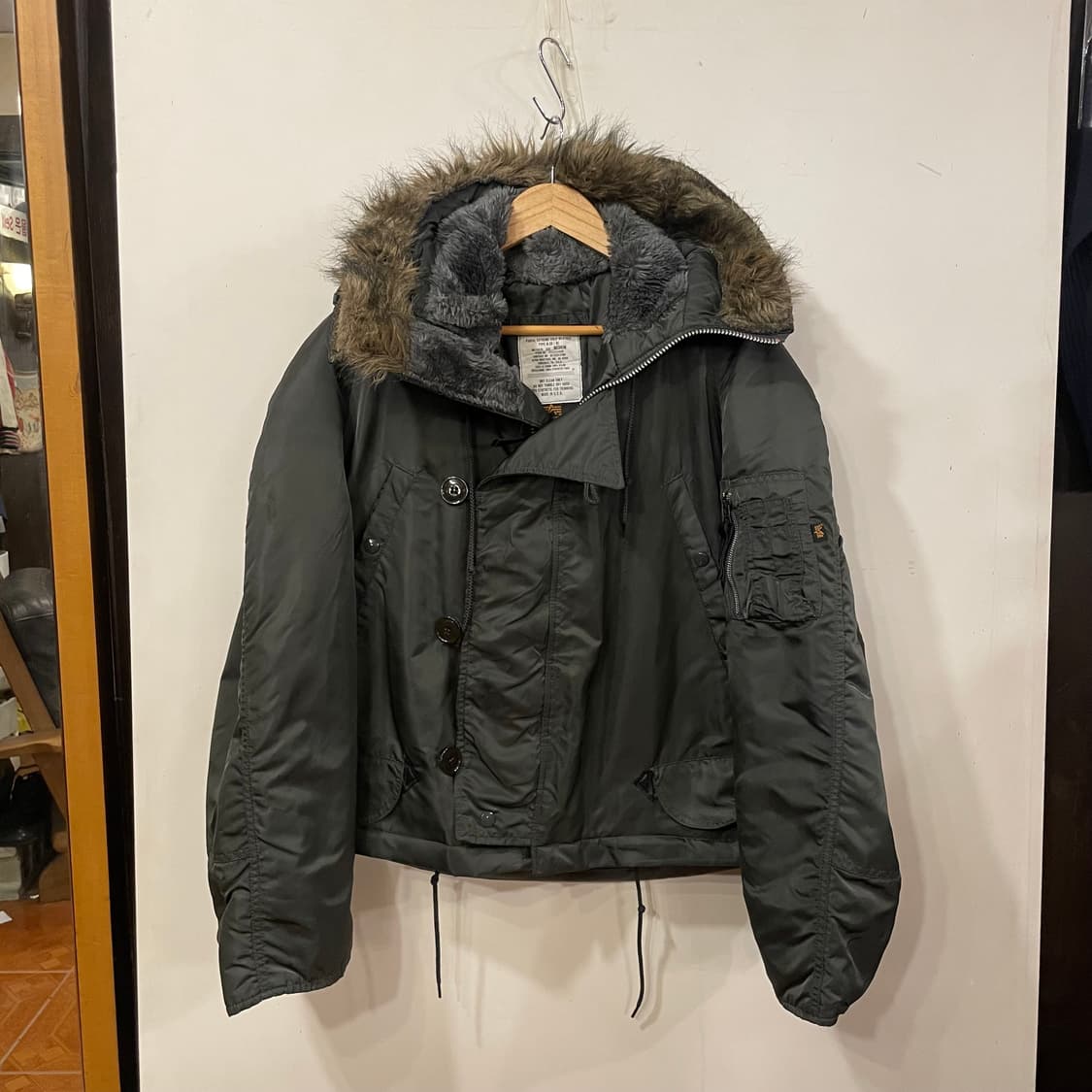 알파인더스트리 리메이크 크롭봄버 M 상품이미지3