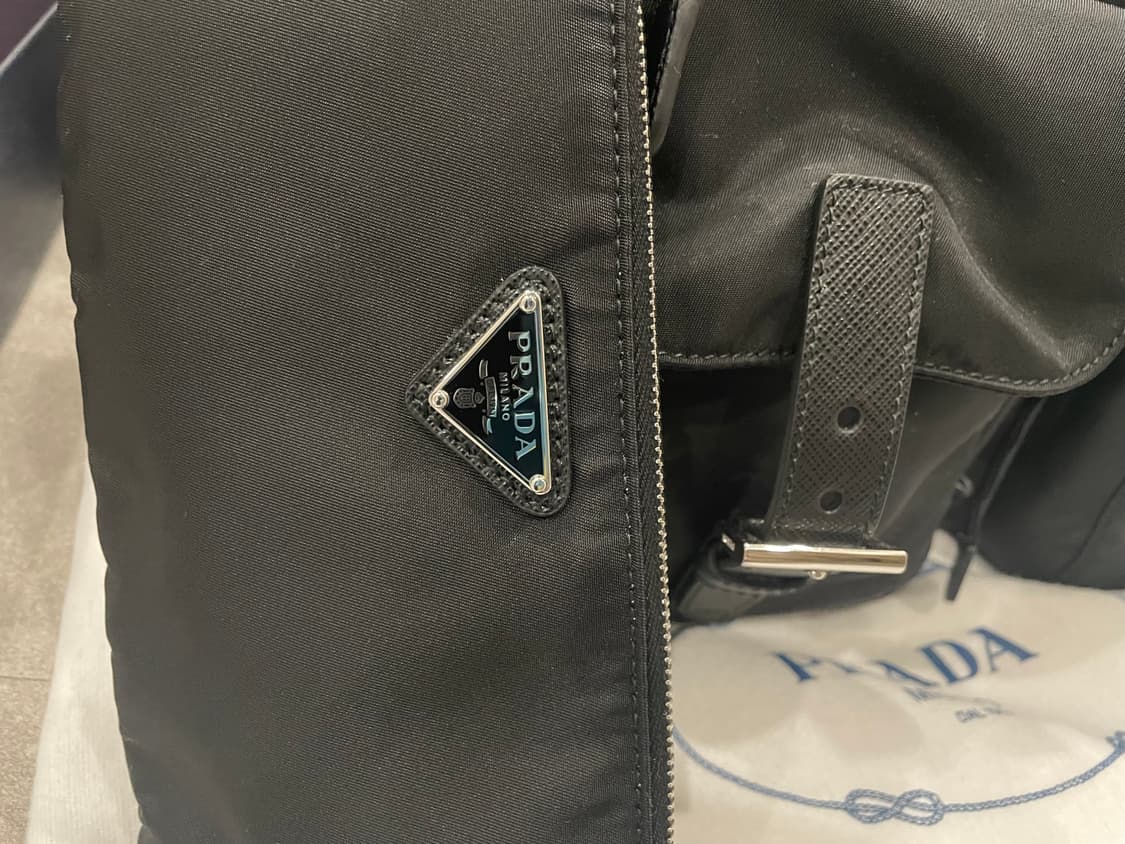 프라다 백팩 미디움 상품이미지4