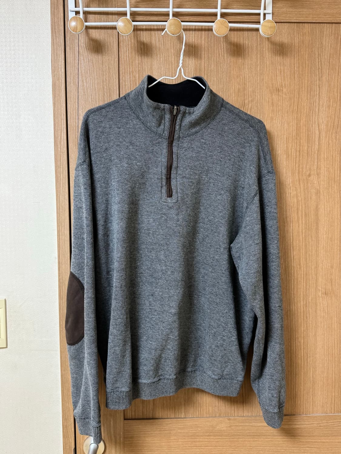 엘보 패치 반집업 니트 상품이미지1