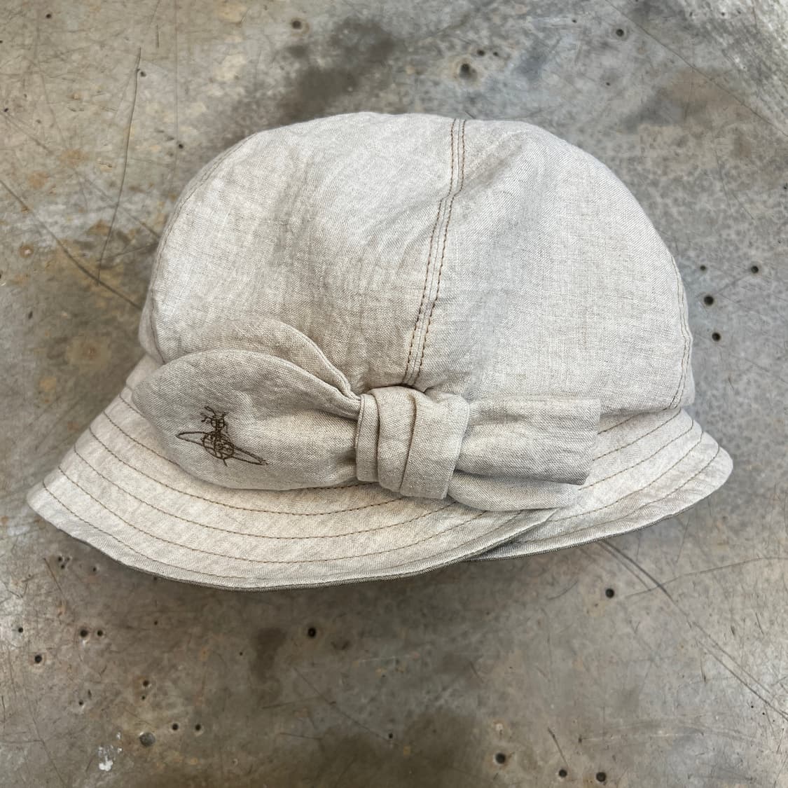 비비안웨스트우드 린넨 버킷햇 상품이미지1