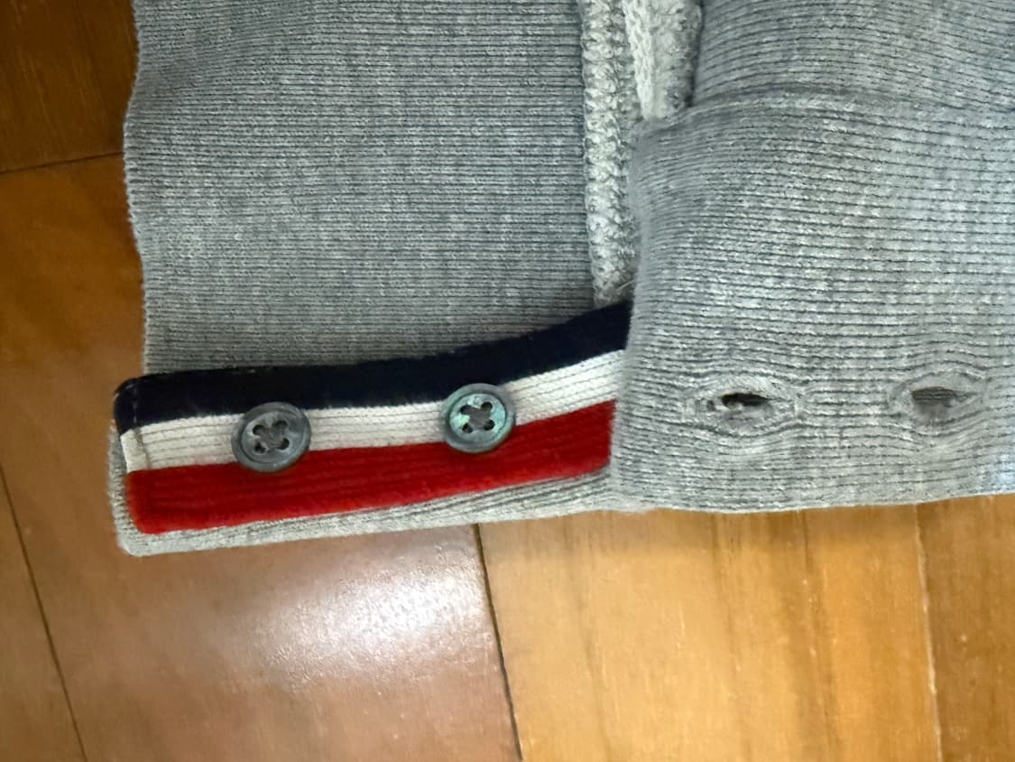 톰브라운 맨투맨 3 상품이미지2