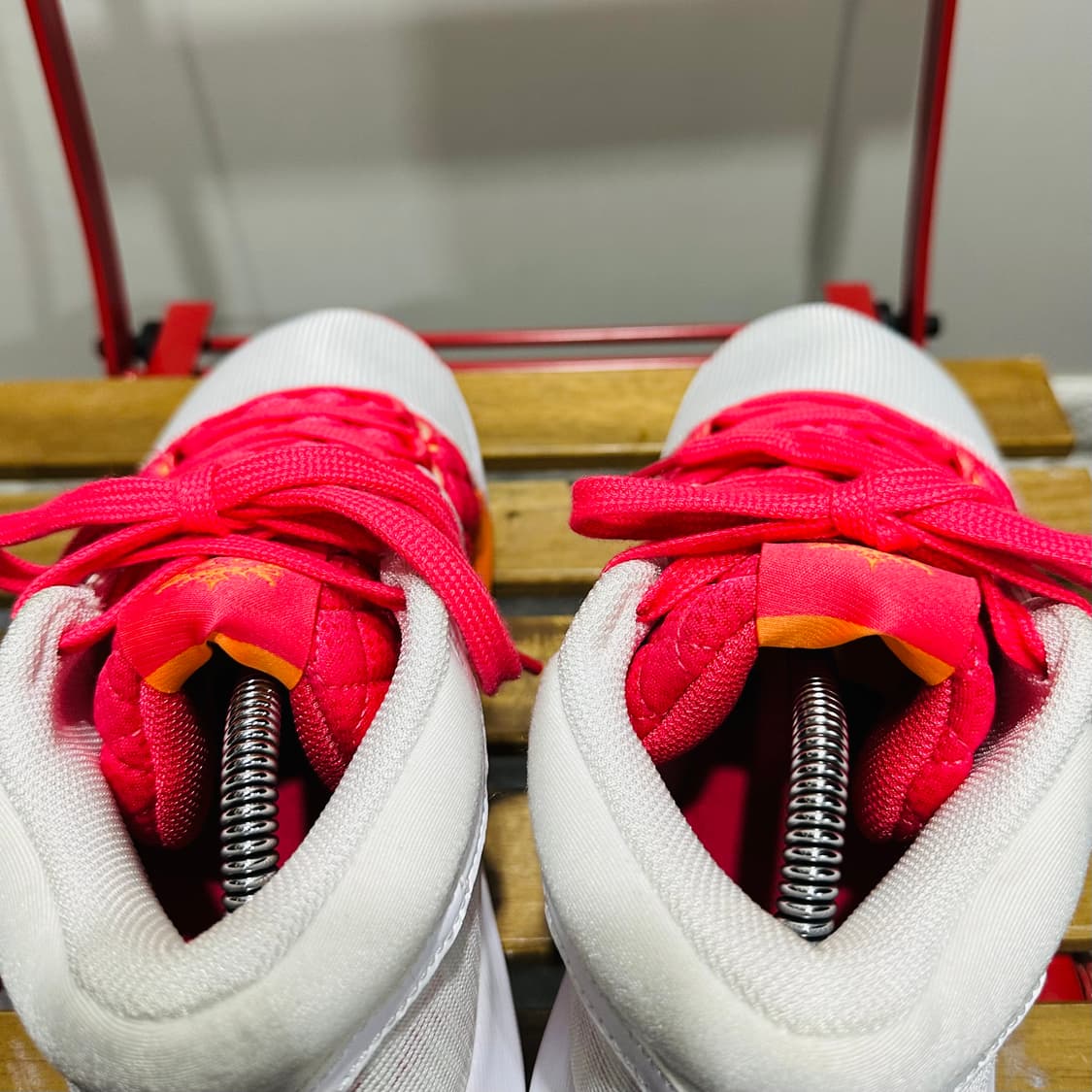 270) 나이키 농구화 남성 남자 르브론 위트니스 8 '던킨 도넛 상품이미지5