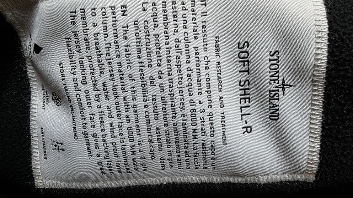 스톤아일랜드 소프트쉘 블랙 상품이미지5