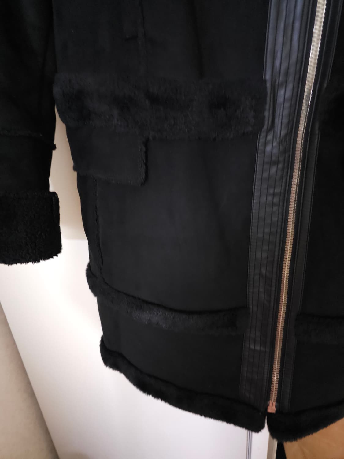 it MICHAA 잇미샤 블랙 양털 무스탕 코트 상품이미지5