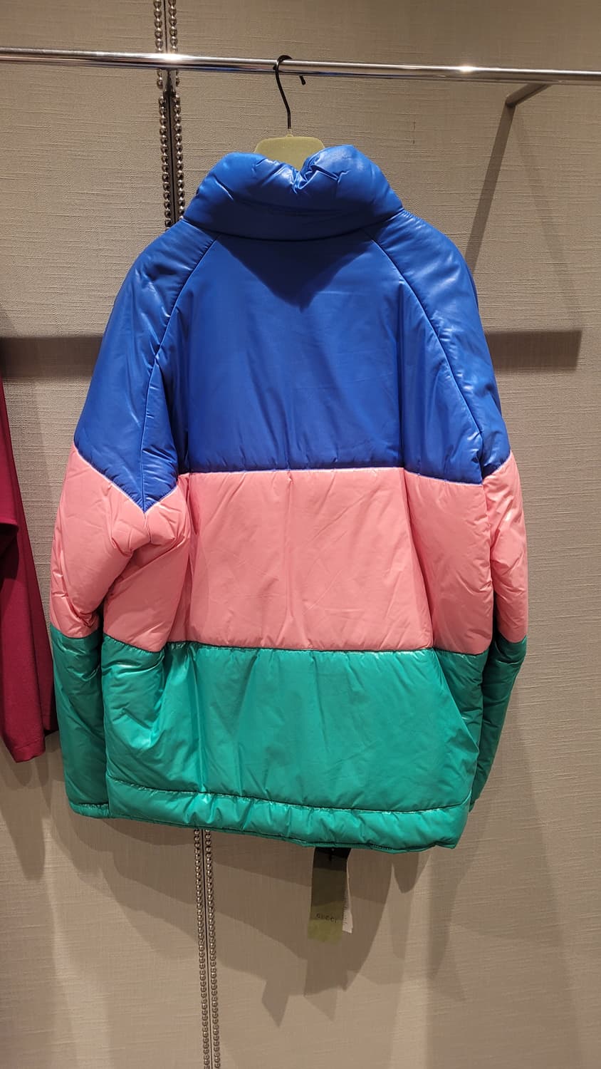 구찌 패딩 코리아 익스클루시브 정품 신품 400만짜리 상품이미지4