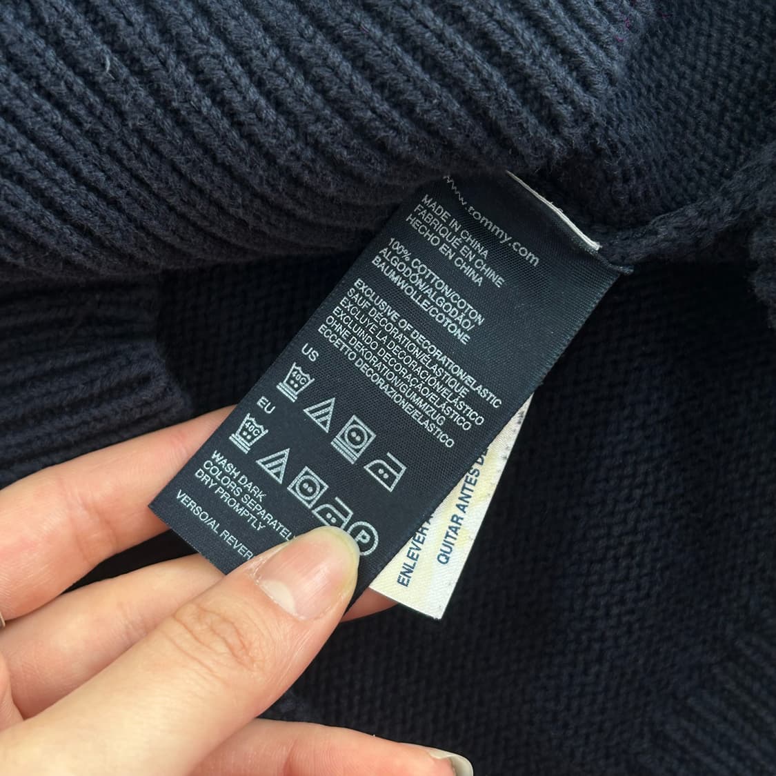 Tommy hilfiger 타미힐피거 스몰로고 네이비 니트 상품이미지6
